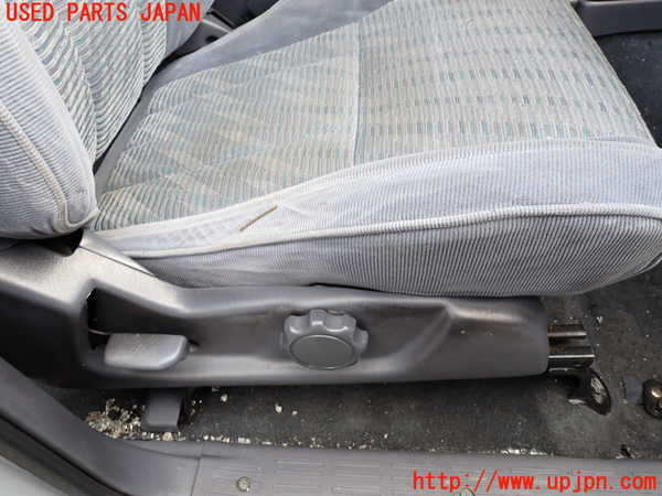 1UPJ-9233517035]ハイラックスサーフ(KZN185W)運転席シート ジャンク部品取り_4