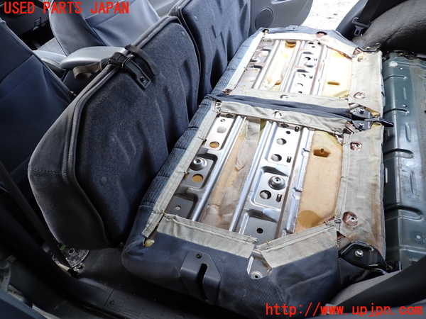 1UPJ-9233517175]ハイラックスサーフ(KZN185W)左2列目シート ジャンク部品取り_4