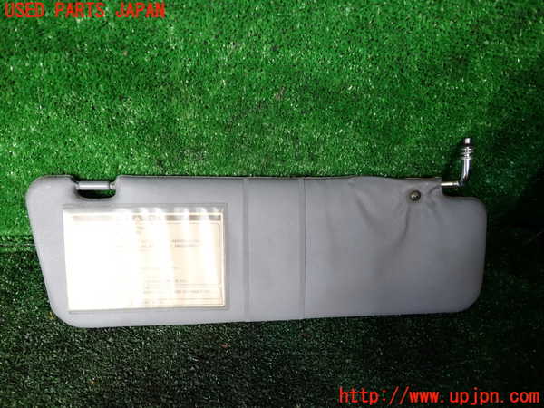1UPJ-9233517625]ハイラックスサーフ(KZN185W)室内サンバイザー右側 中古_2