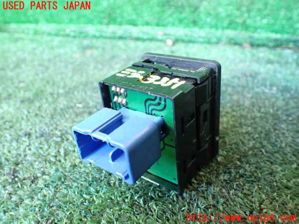 1UPJ-9233516280]ハイラックスサーフ(KZN185W)ミラースイッチ 中古_2