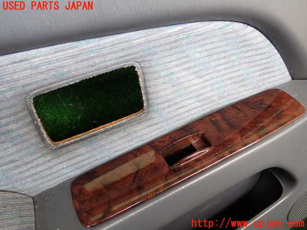 1UPJ-9233511264]ハイラックスサーフ(KZN185W)左前ドア内張り 中古_2