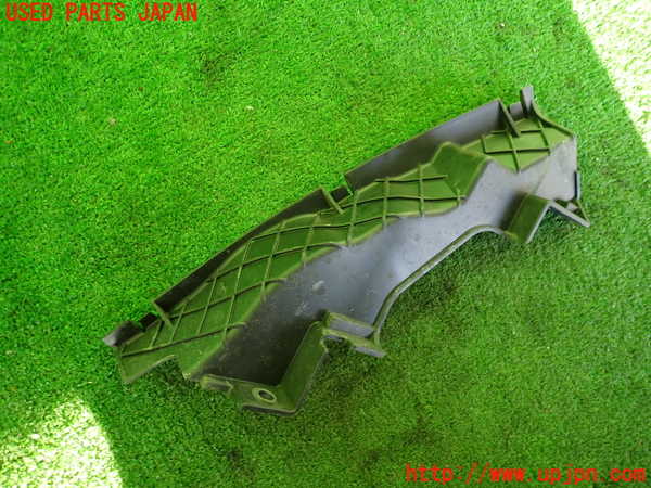 2UPJ-9233521140]フィアット・プントエヴォ(199144)右ヘッドライトリム 中古_2