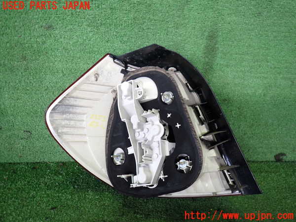 2UPJ-9233531530]BMW 116i E87(UE16)右テールランプ 中古_2