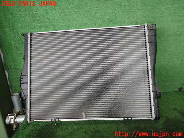 2UPJ-9233532321]BMW 116i E87(UE16)ラジエーター1 中古_2