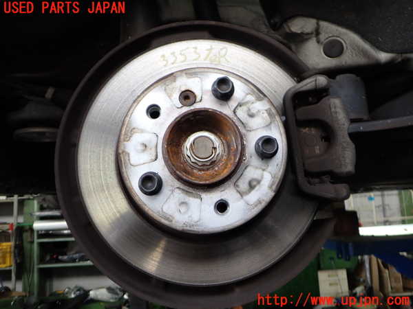2UPJ-9233534300]BMW 116i E87(UE16)右リアナックルハブ 中古_2