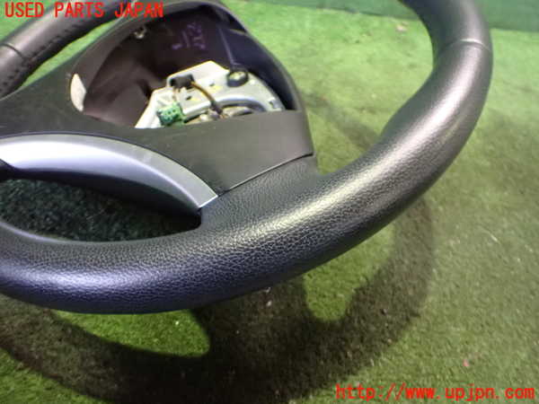 2UPJ-9233537855]BMW 116i E87(UE16)ステアリングホイール 中古_4