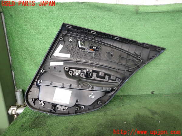 2UPJ-9233531324]BMW 116i E87(UE16)左後ドア内張り ジャンク_4