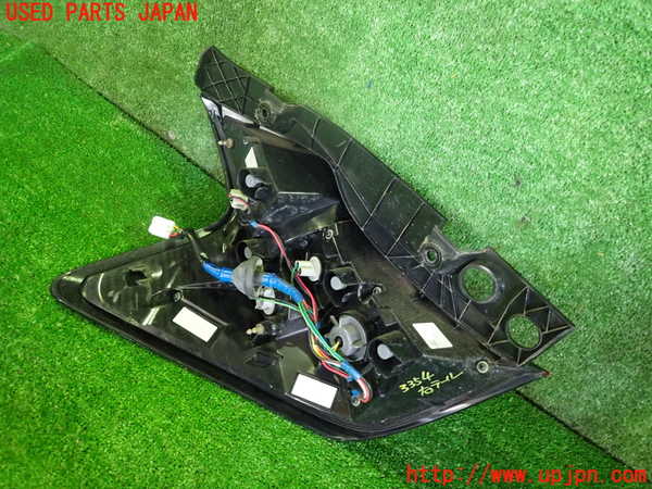 2UPJ-9233541530]ノート e-POWER NISMO(HE12)右テールランプ 中古_3