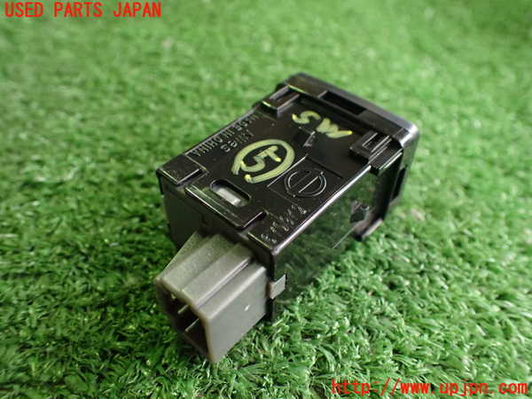 2UPJ-9233546310]ノート e-POWER NISMO(HE12)スイッチ5 (プリクラッシュセーフティOFF) 中古_2