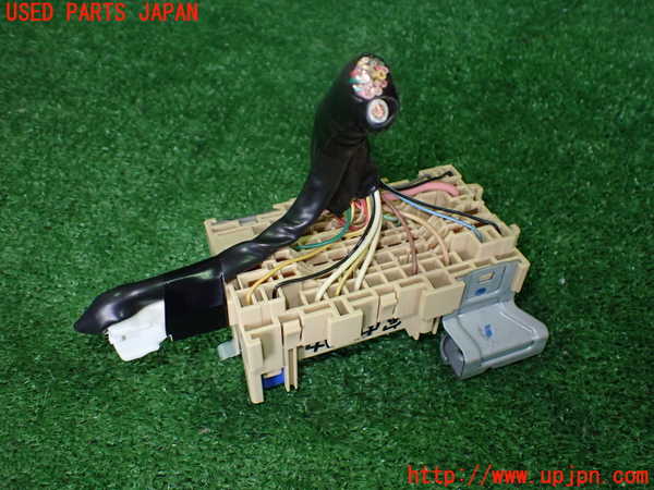 2UPJ-9233546741]ノート e-POWER NISMO(HE12)ヒューズボックス1 中古_2