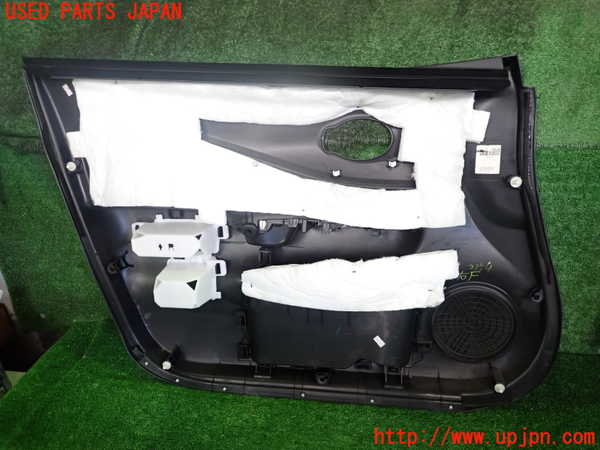 2UPJ-9233541234]ノート e-POWER NISMO(HE12)右前ドア内張り 中古_3
