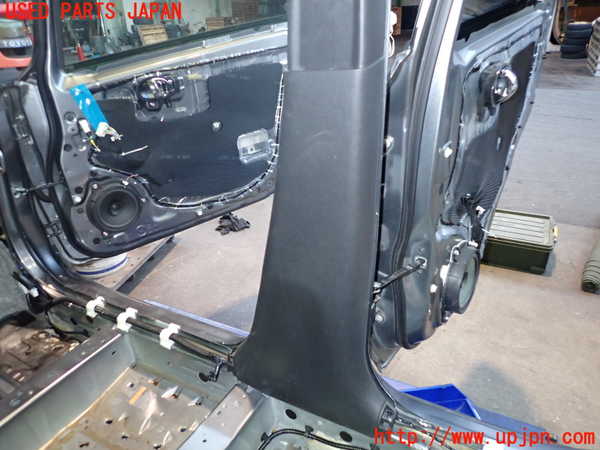 2UPJ-9233547665]ノート e-POWER NISMO(HE12)右センターピラートリム 中古_2