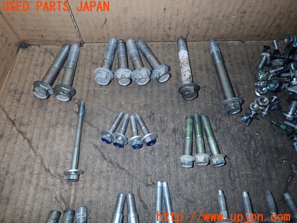 3UPJ=9233550720]CR-Z ベータ(ZF1)前期 ネジ・ナット・ステー類 セット ジャンク_2