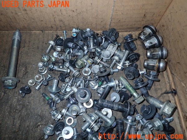 3UPJ=9233550720]CR-Z ベータ(ZF1)前期 ネジ・ナット・ステー類 セット ジャンク_4