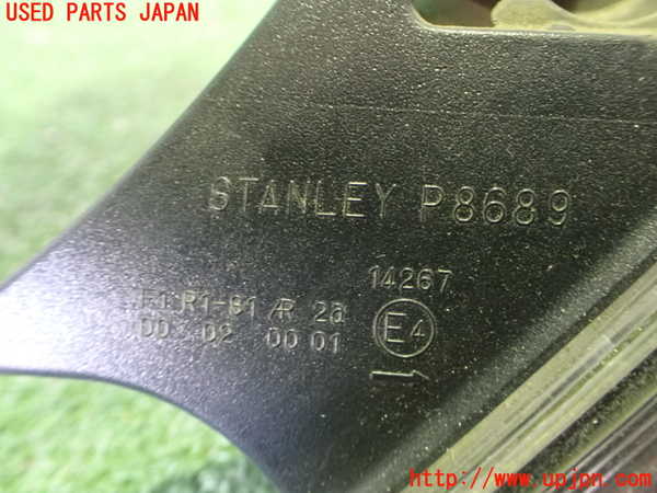 2UPJ-9233551530]CR-Z(ZF1)右テールランプ 中古_2