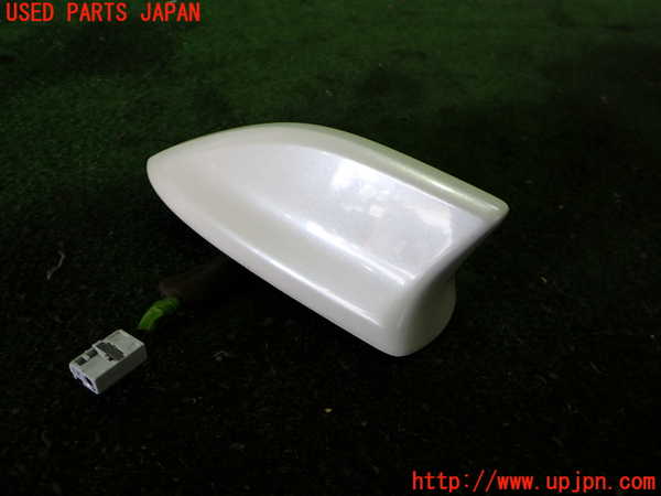 2UPJ-9233556550]CR-Z(ZF1)アンテナ 中古_2