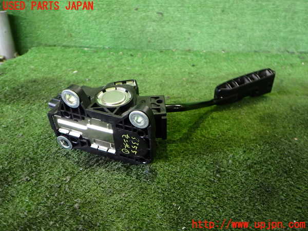 2UPJ-9233556381]CR-Z(ZF1)センサー1(アクセルペダル) 中古_2