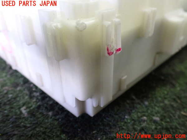 2UPJ-9233556741]CR-Z(ZF1)ヒューズボックス1 中古_3
