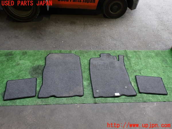 2UPJ-9233557800]CR-Z(ZF1)フロアマット 中古_4