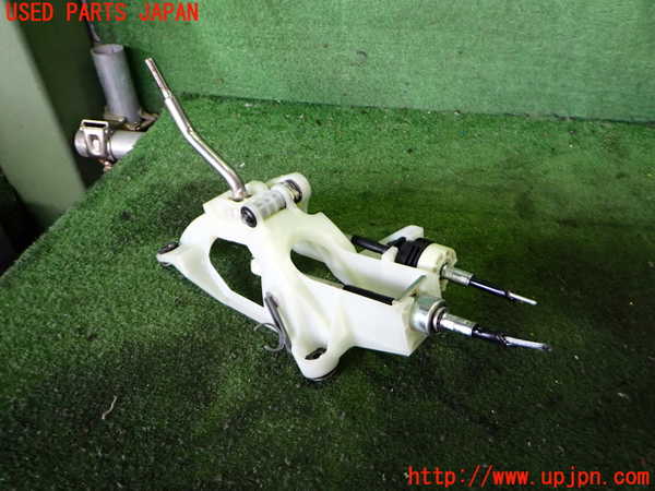 2UPJ-9233557560]CR-Z(ZF1)MTシフトレバー 中古_2