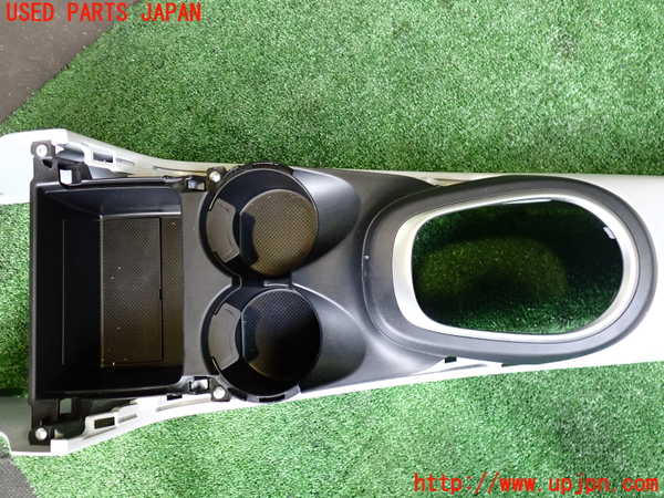 2UPJ-9233557540]CR-Z(ZF1)センターコンソール 中古_3