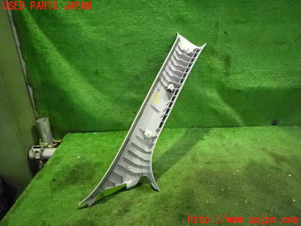 2UPJ-9233557660]CR-Z(ZF1)左フロントピラートリム 中古_2