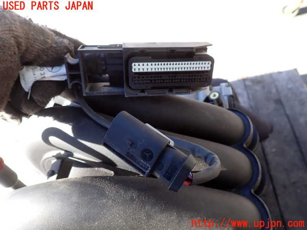 2UPJ-9233562010]ベンツ A180(169032)(169)エンジン 266 中古_3