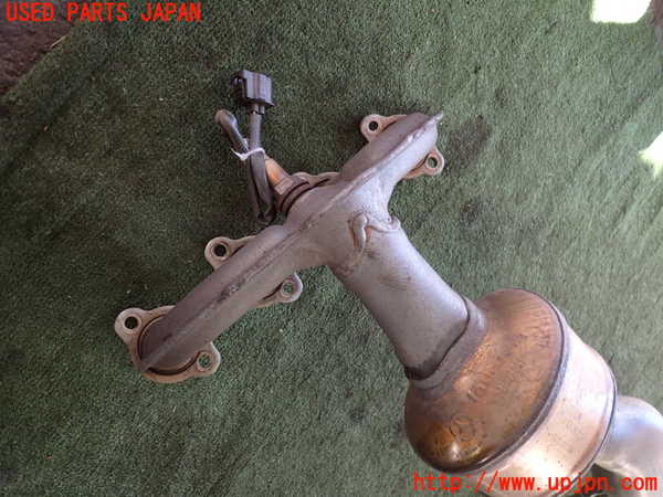 2UPJ-9233562041]ベンツ A180(169032)(169)エキマニ1 触媒 マニバーター 中古_2