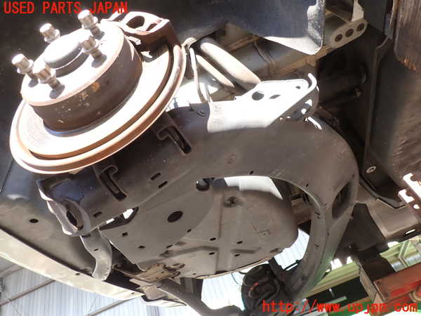 2UPJ-9233565380]ベンツ A180(169032)(169)リアアクスルビーム 中古_2