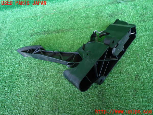 2UPJ-9233566382]ベンツ A180(169032)(169)センサー2 中古_2