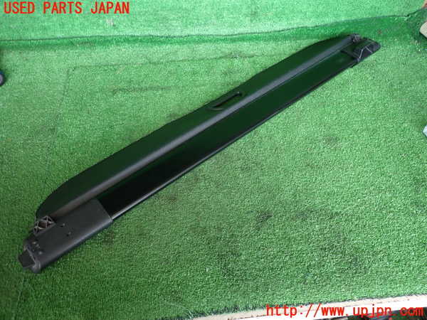 2UPJ-9233567761]ベンツ A180(169032)(169)トノカバー1 中古_4