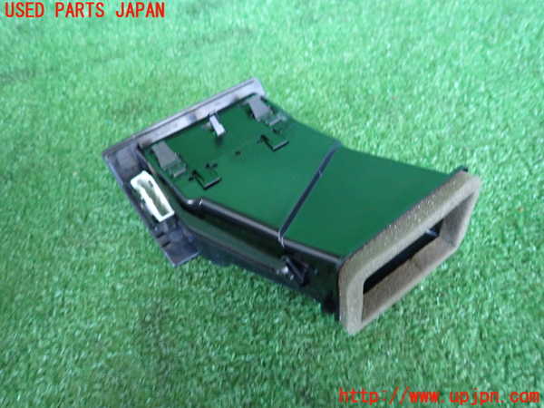 2UPJ-9233567528]ベンツ A180(169032)(169)エアコン吹き出し口3 (左) 中古_2