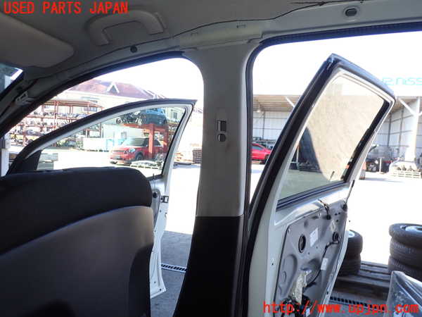 2UPJ-9233567665]ベンツ A180(169032)(169)右センターピラートリム 中古_2