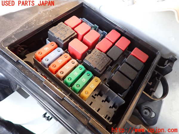 2UPJ-9233576741]フィアット・500(31209)ヒューズボックス1 中古_3