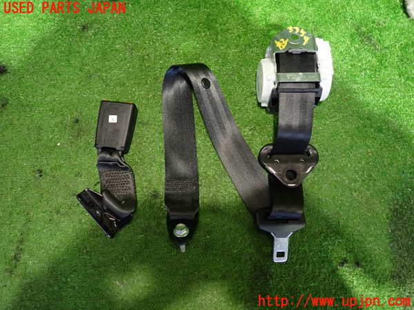 2UPJ-9233577185]フィアット・500(31209)左2列目シートベルト 中古_2