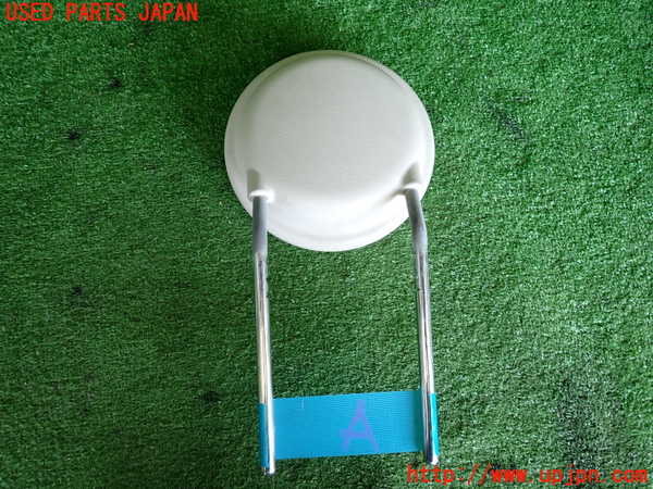 2UPJ-9233577070]フィアット・500(31209)助手席ヘッドレスト 中古_2