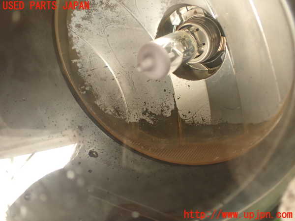 2UPJ-9233581182]アウディ・A4(8KCDN)左フォグ 中古_3