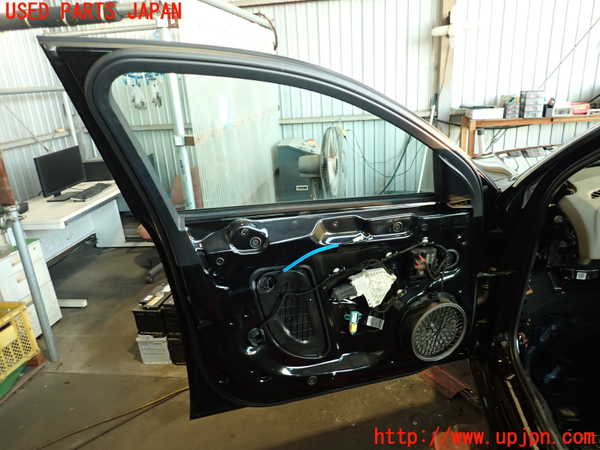 2UPJ-9233581260]アウディ・A4(8KCDN)左前ドア 中古(43R-001605 M3250)_5