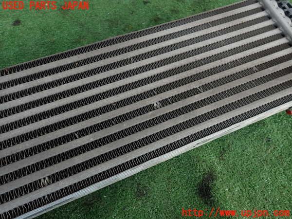 2UPJ-9233582451]アウディ・A4(8KCDN)インタークーラー1 中古_2