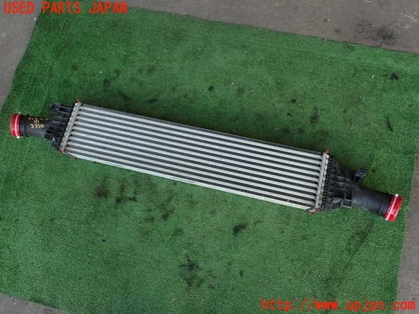 2UPJ-9233582451]アウディ・A4(8KCDN)インタークーラー1 中古_4