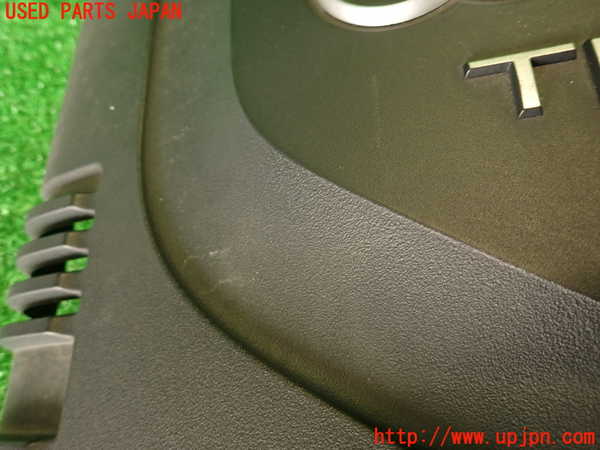 2UPJ-9233582160]アウディ・A4(8KCDN)エンジンアッパーカバー 中古_3