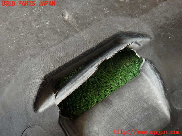 2UPJ-9233581721]アウディ・A4(8KCDN)アンダーカバー1 中古_3