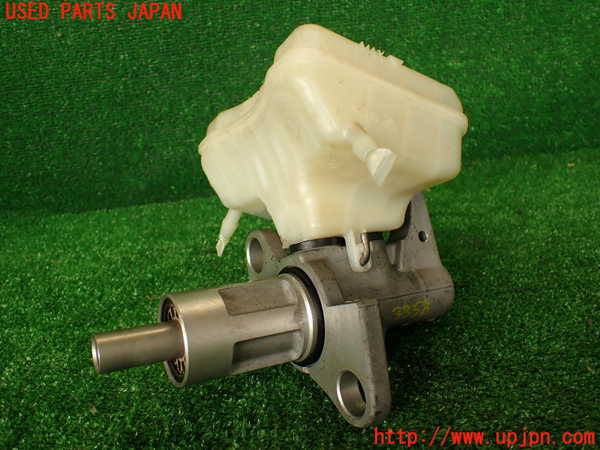 2UPJ-9233584050]アウディ・A4(8KCDN)ブレーキマスターシリンダー 中古_2