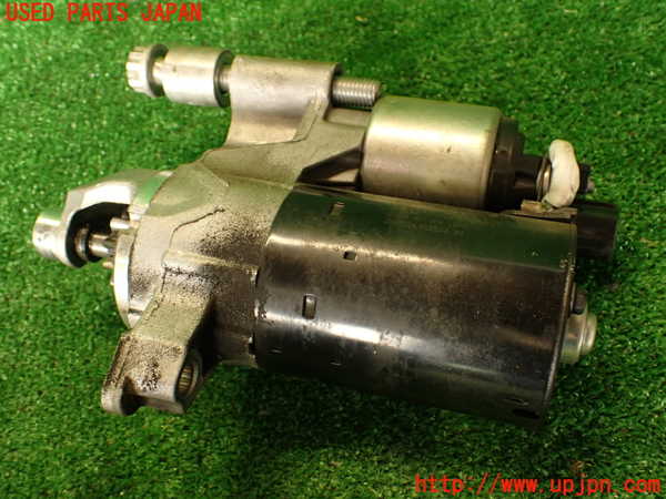 2UPJ-9233586010]アウディ・A4(8KCDN)セルモーター 中古_2