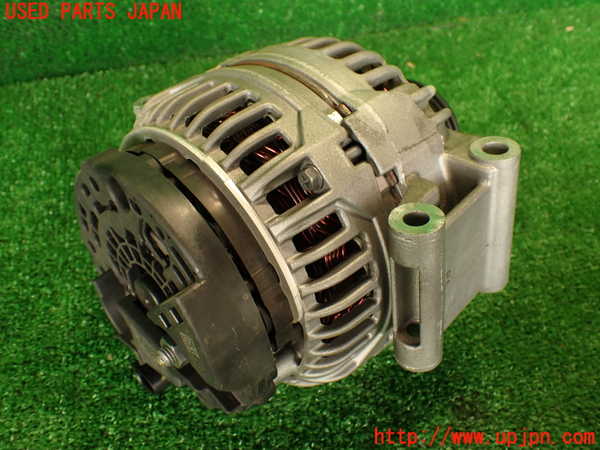 2UPJ-9233586015]アウディ・A4(8KCDN)オルタネーター(ダイナモ) 中古_2
