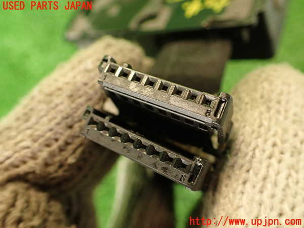 2UPJ-9233586382]アウディ・A4(8KCDN)センサー2 中古_3