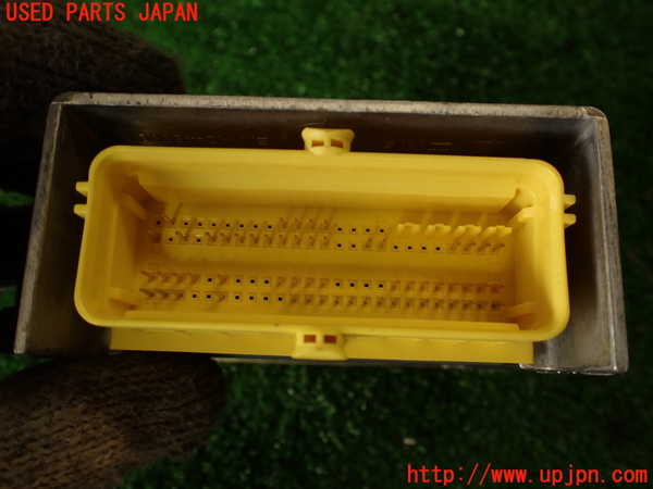 2UPJ-9233586145]アウディ・A4(8KCDN)エアバッグコンピューター 中古_3