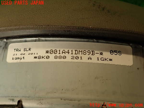 2UPJ-9233587865]アウディ・A4(8KCDN)運転席側エアバッグカバー 中古_5