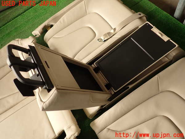 2UPJ-9233587385]アウディ・A4(8KCDN)リアシート 中古_4