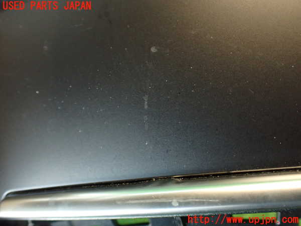 2UPJ-9233587821]アウディ・A4(8KCDN)灰皿1 中古_2